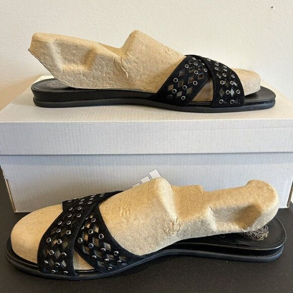 Vince Camuto Endana Studded Leather Women's Slip On Sandal Black NWOB Size 10 - Picture 1 of 5